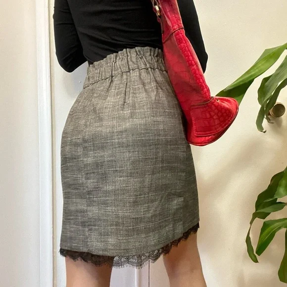 Vintage-Inspired Grey Plaid Lace Trim Mini Skirt Size XS - Picture 7 of 8